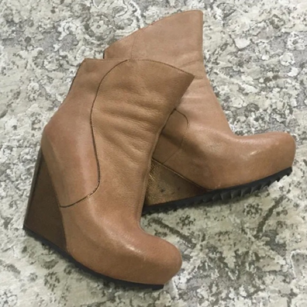 Tiff Platform booties